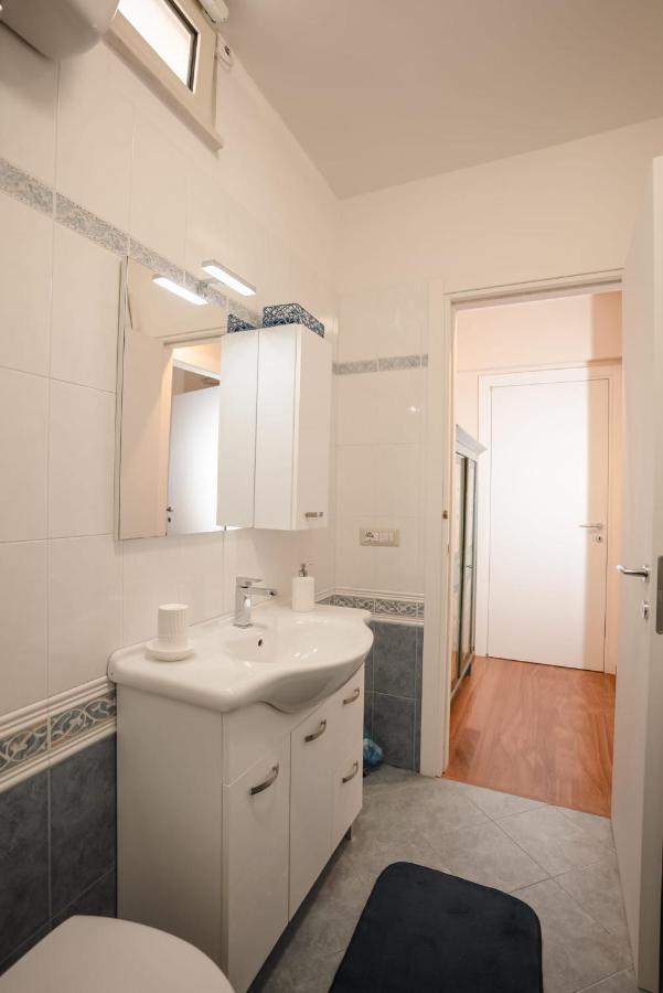 B&B Villa Maria Di Venere Bari Bagian luar foto
