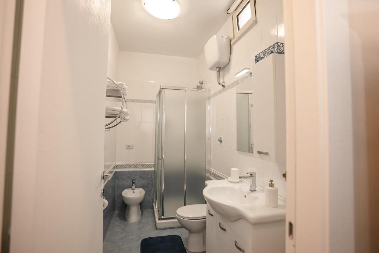 B&B Villa Maria Di Venere Bari Bagian luar foto